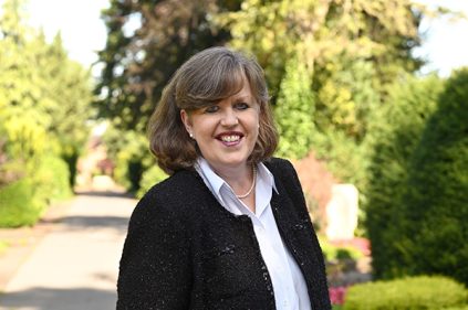 Annette Pieper, Trauerrednerin Bielfeld